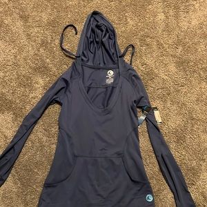 Women’s Wave Life in Size XS Cover Up